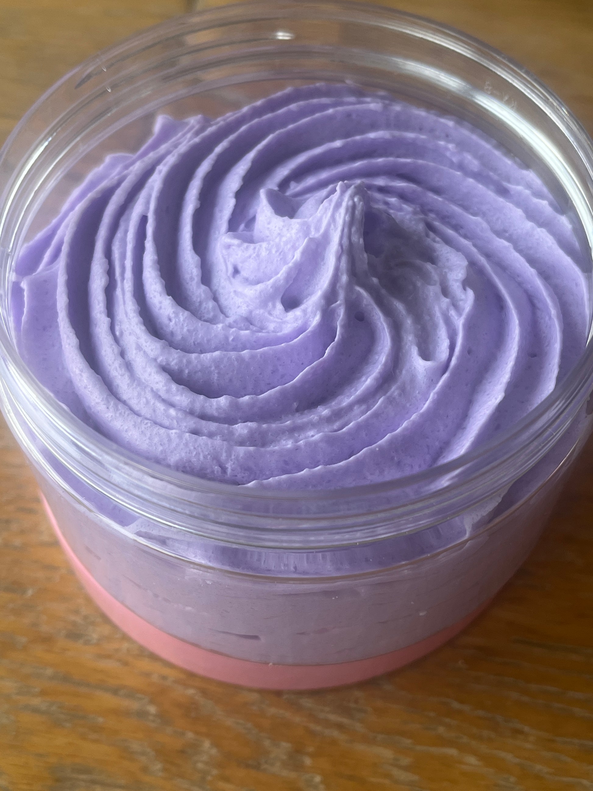 Savon exfoliant fouetté